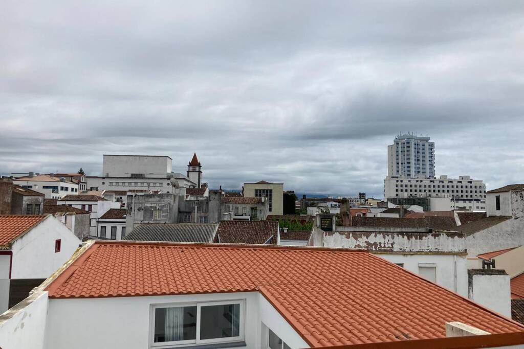 Azorean Flats V Heart Of - Centro Apartment *