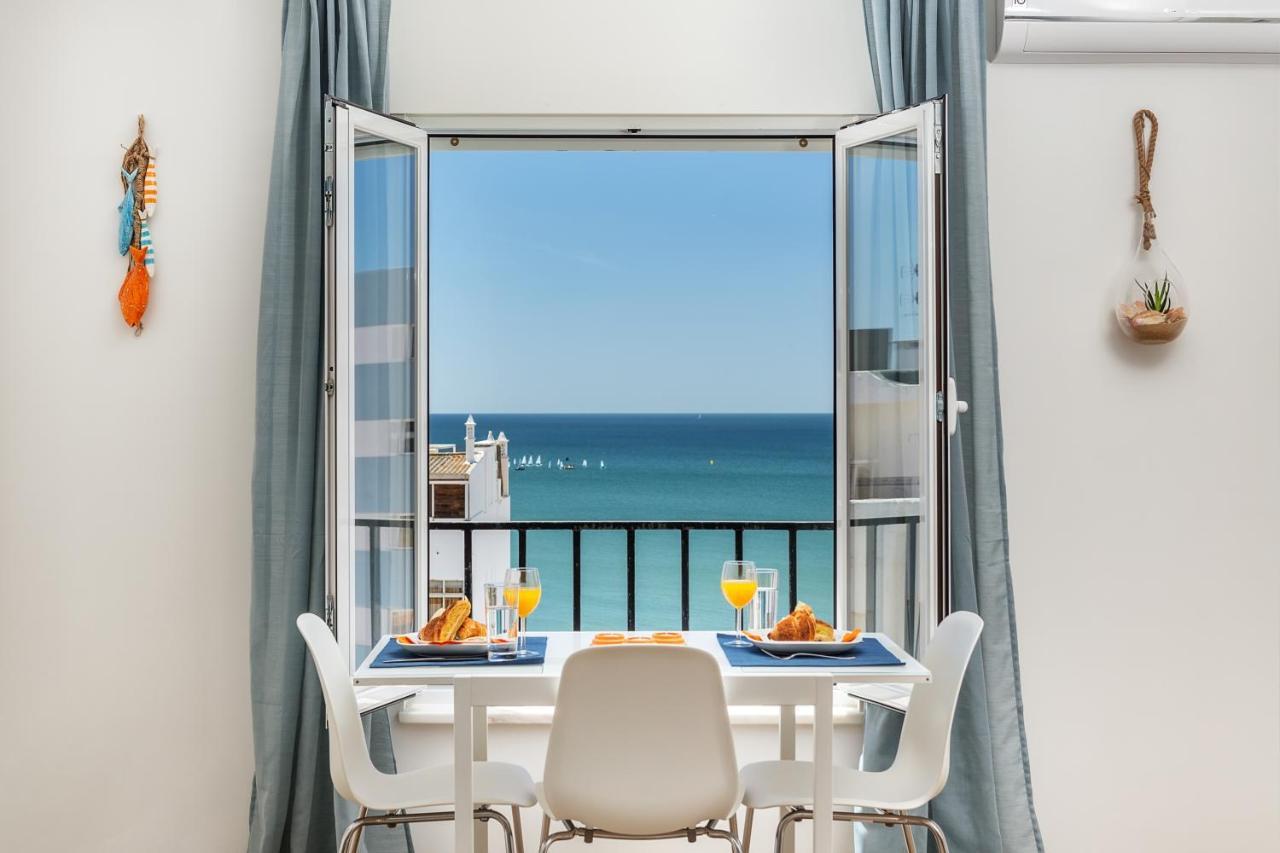 Apartment Modern Ocean View 2 Min Walk To