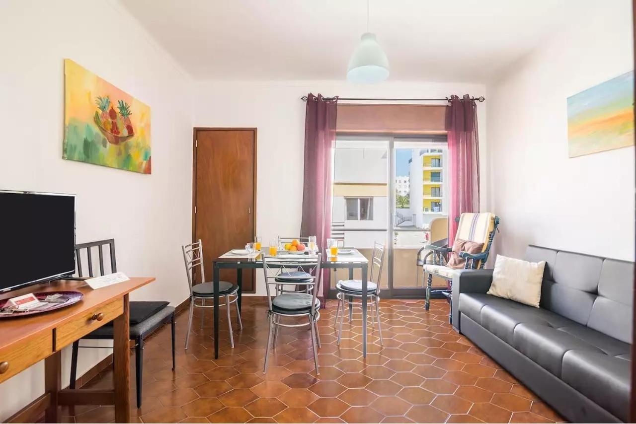 Armacao Residences Apartamento