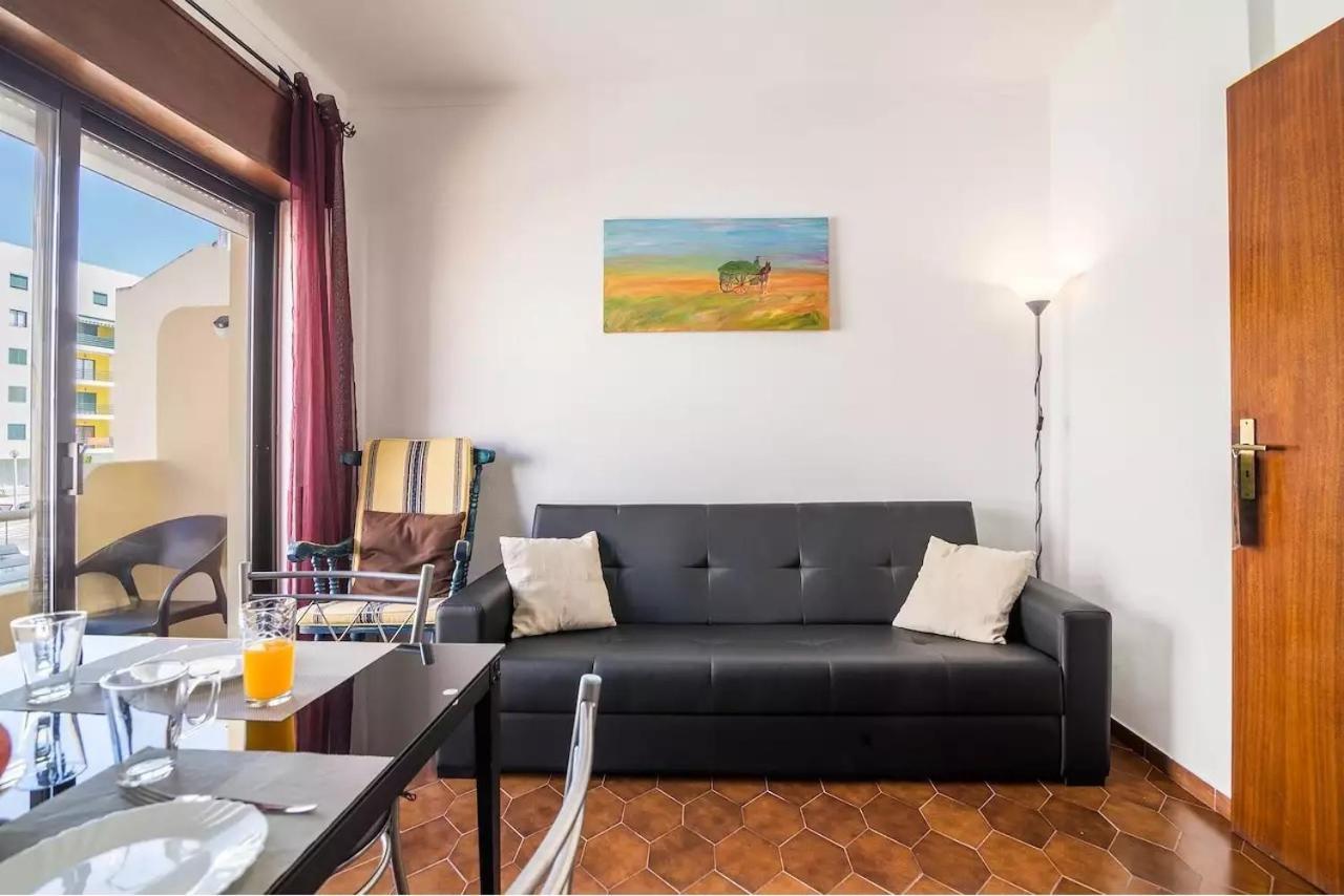 Armacao Residences Apartamento *