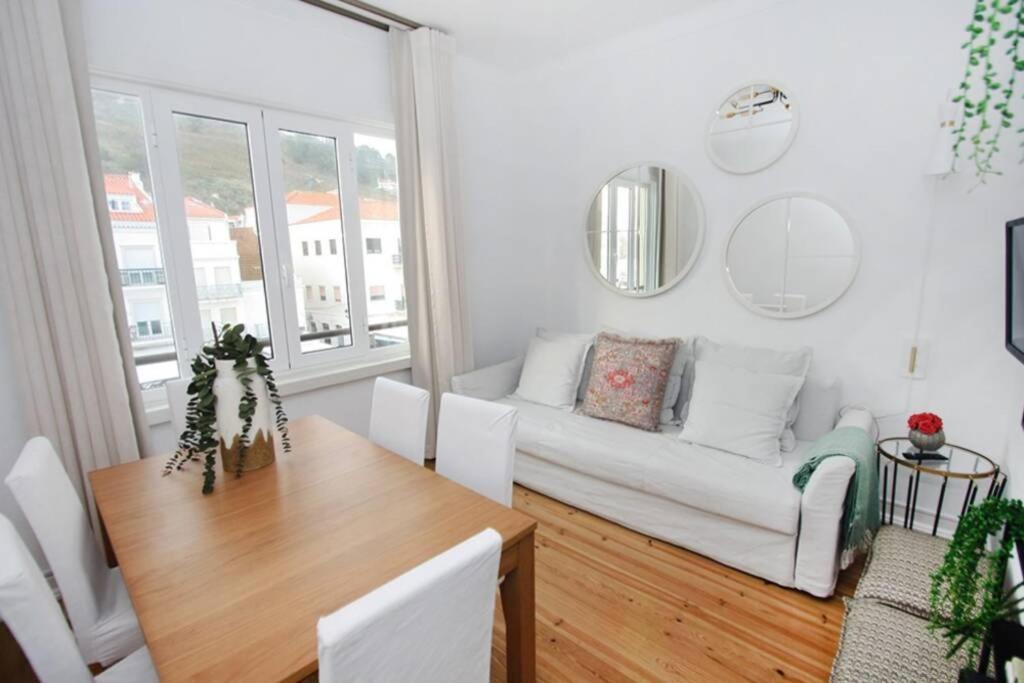 Casa A 50m Da Praia, Zona Da * Nazare