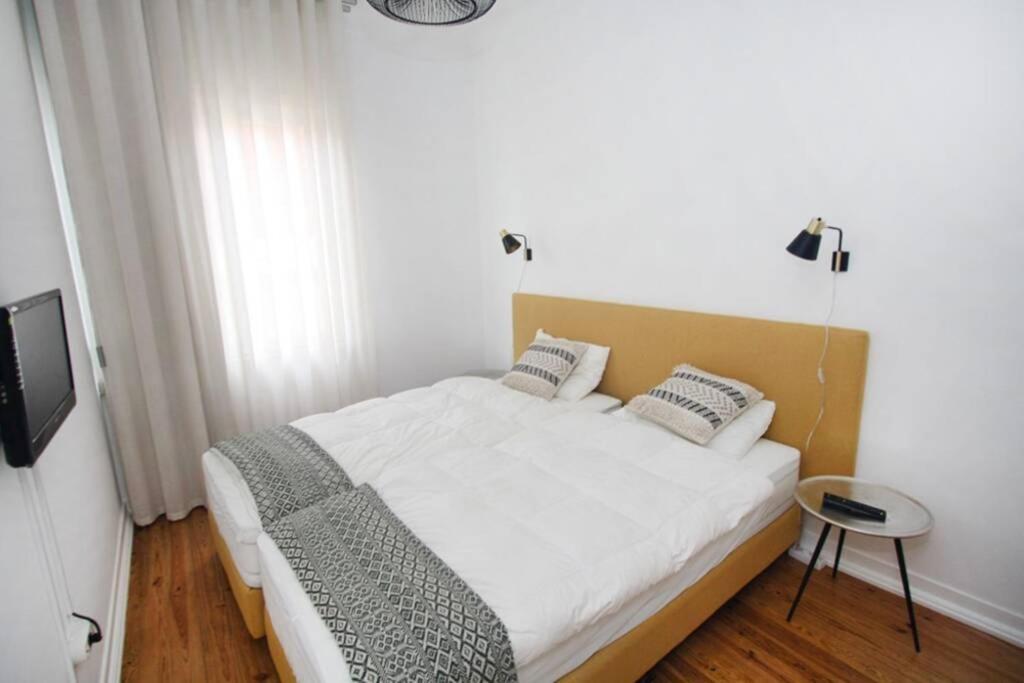 Casa A 50m Da Praia, Zona Da Nazare