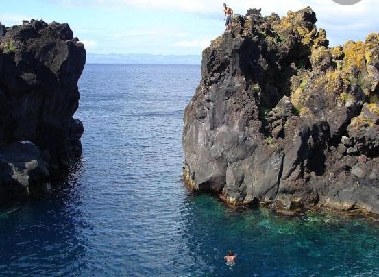 Apartment Azores Black Mountain House, Estudio E T2 Ilha Do Pico Sao Roque do Pico