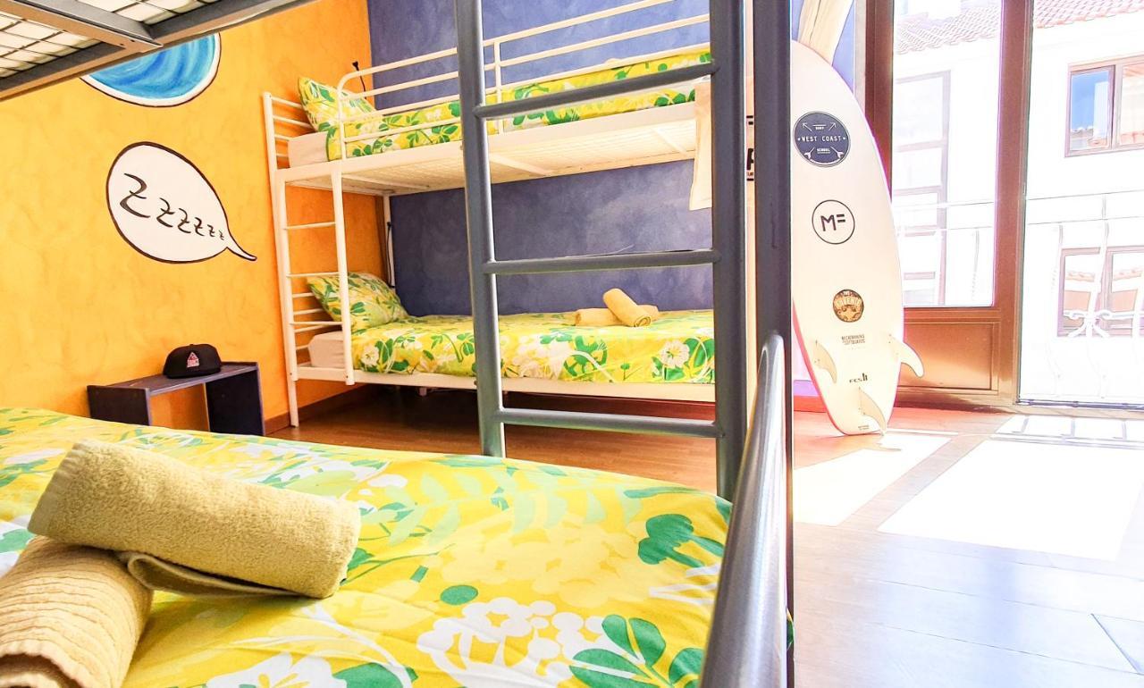 Hostel Surf Camp Ericeira