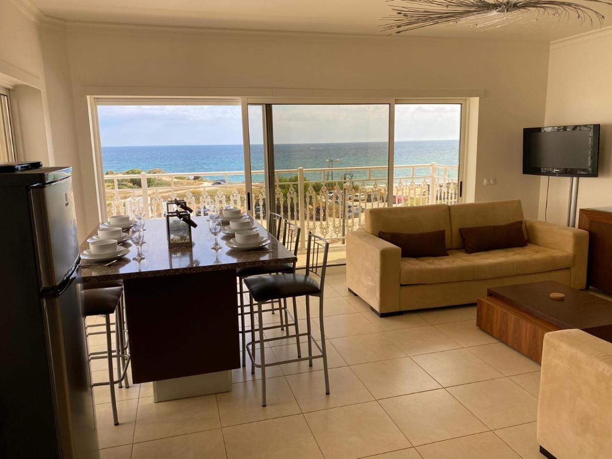 Luna - Airco - Sea View - First Line - Own Parking