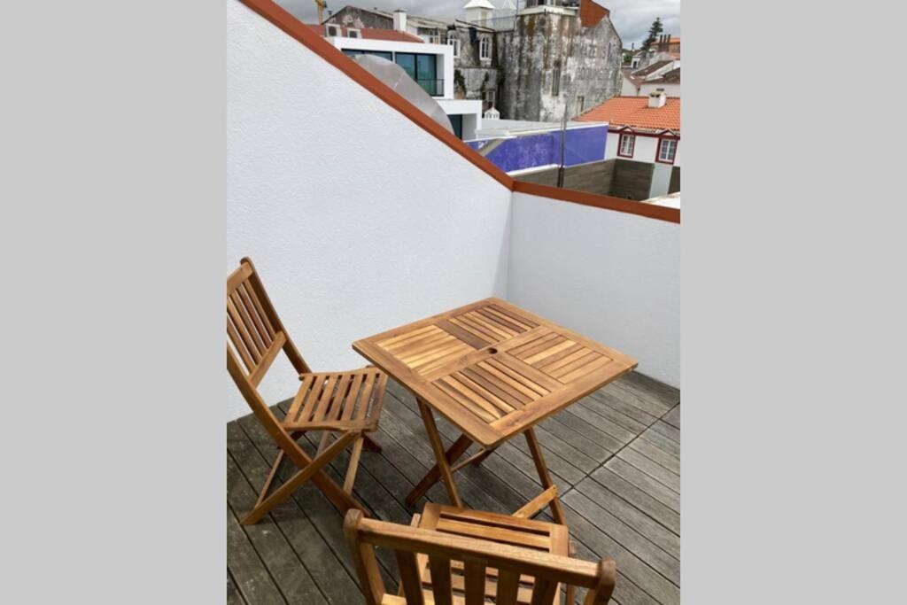 Azorean Flats V Heart Of - Centro