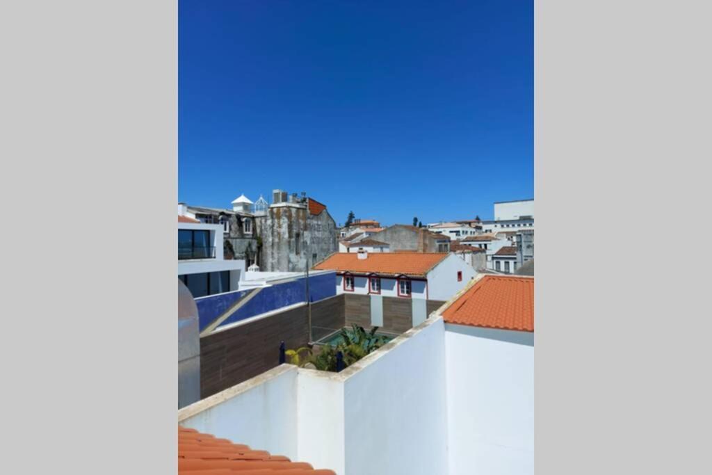 Azorean Flats V Heart Of - Centro
