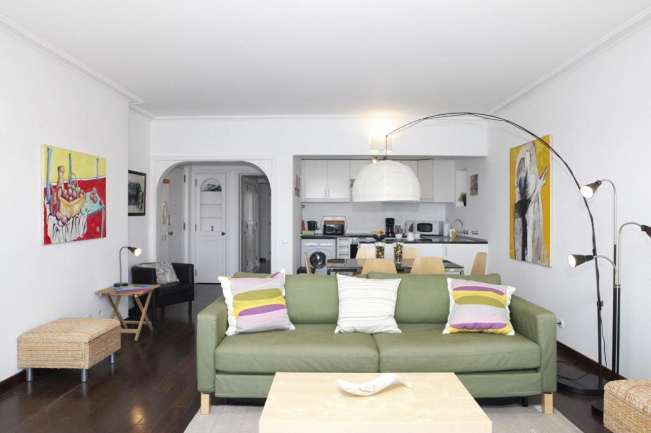 Remarkable View Over Bay Apartment