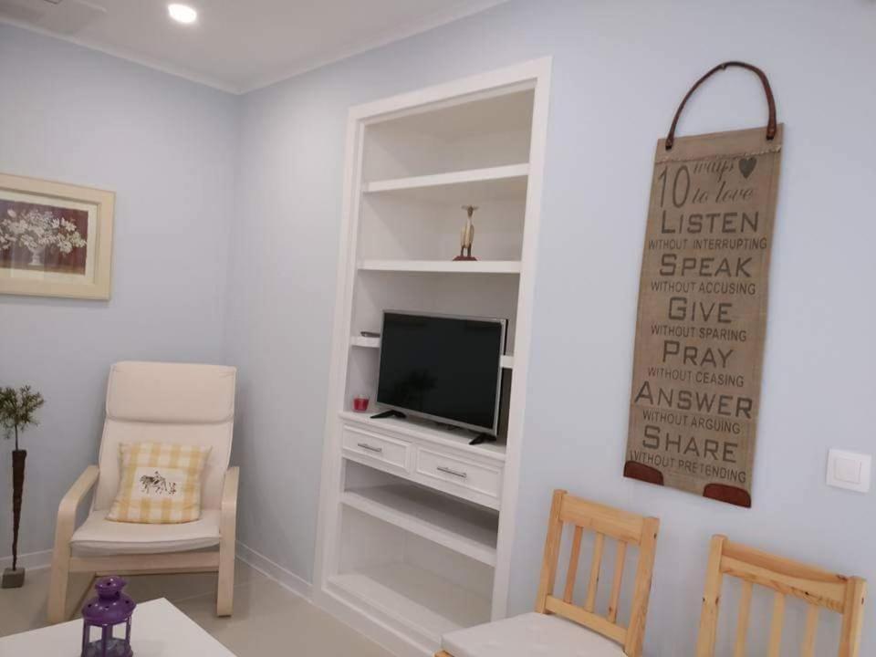 Long Al Apartment *