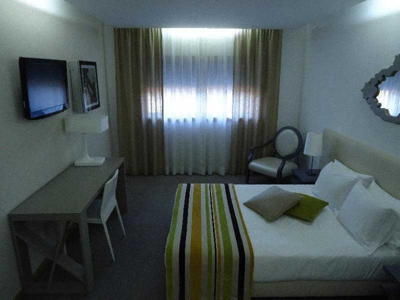 Paredes Design 3* Paredes (Porto)