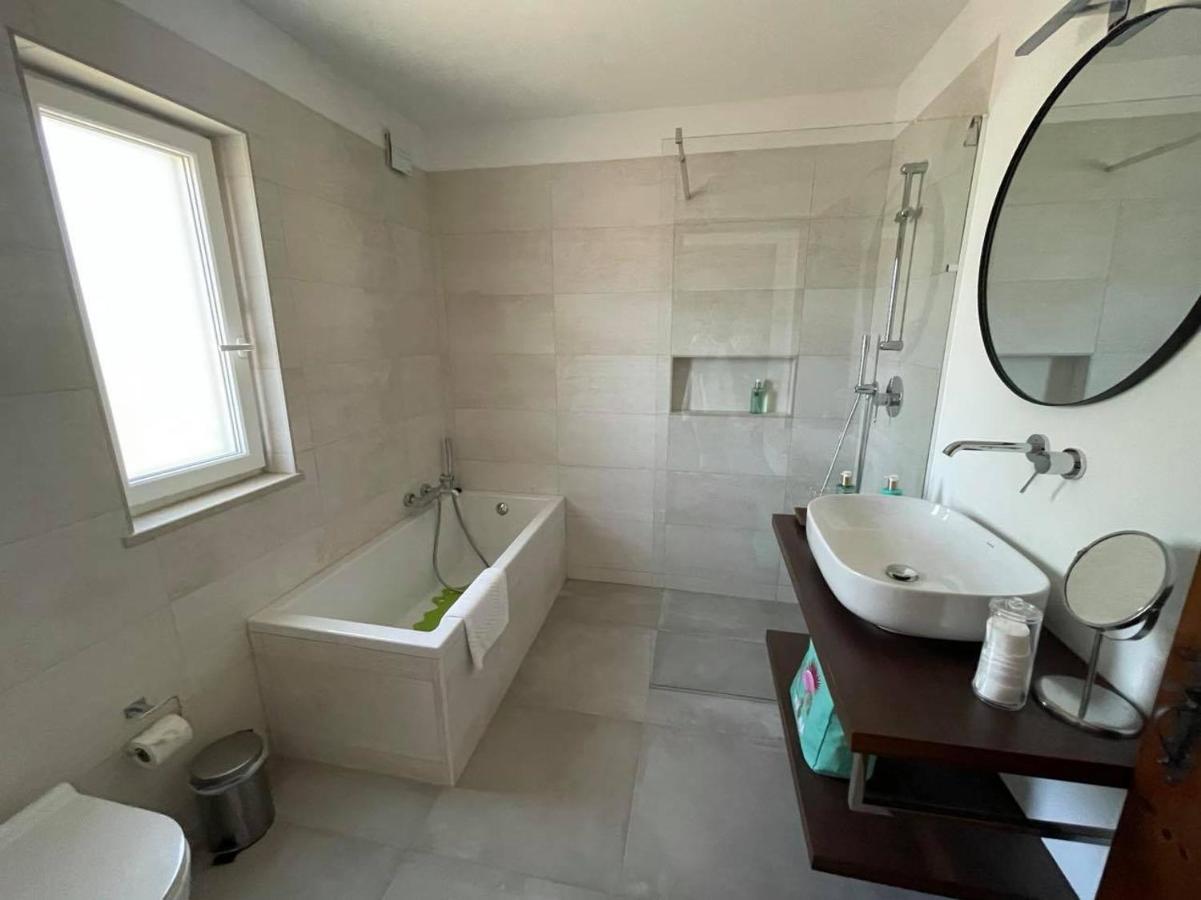 Luxury Villa, Ocean View, Private Heated Pool