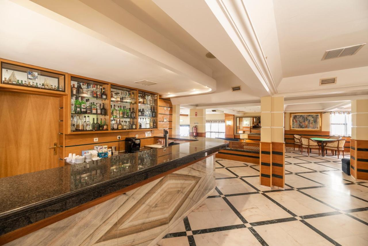 Baia De Hotel