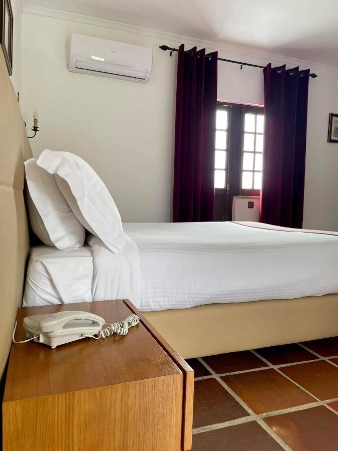 Hotel Rural A Coutada - Peniche Atouguia Da Baleia