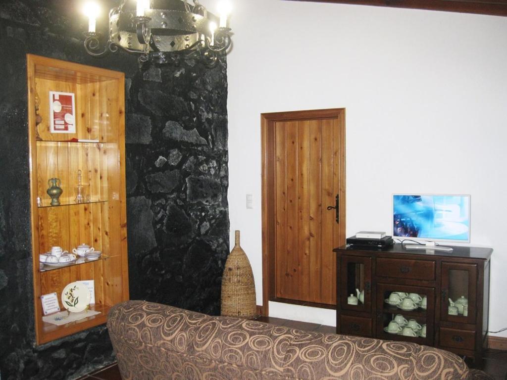 Casa Santana Nordeste (Azores)