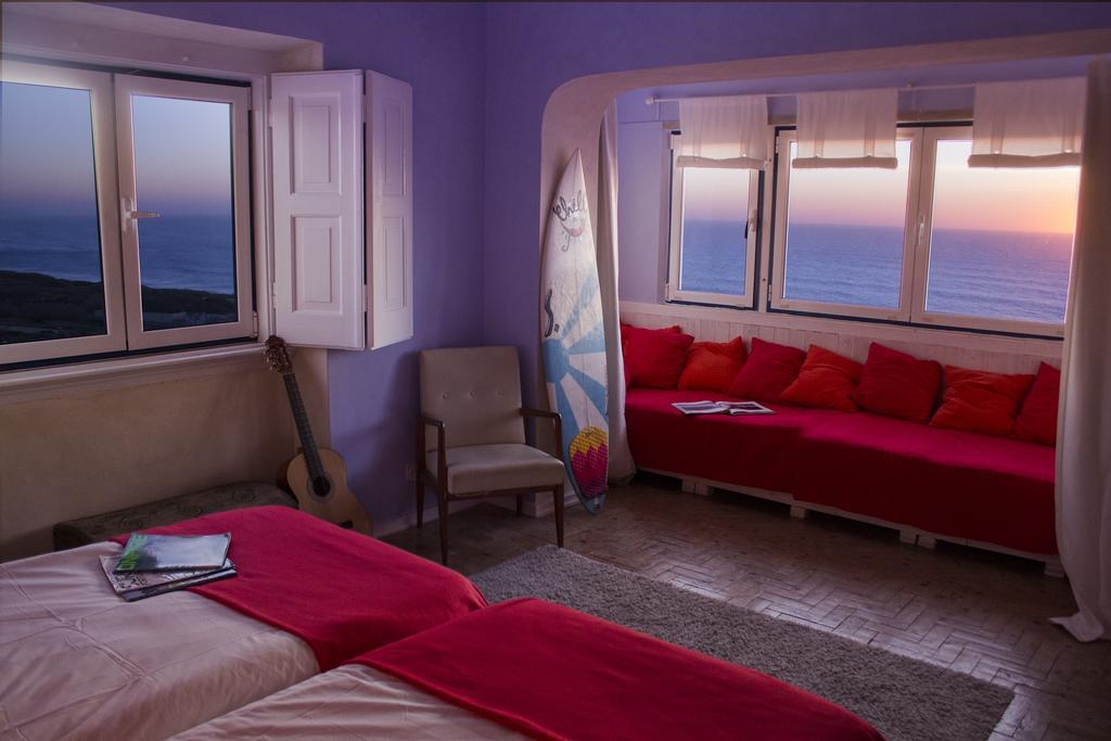 Chill In Surf House Hostel *