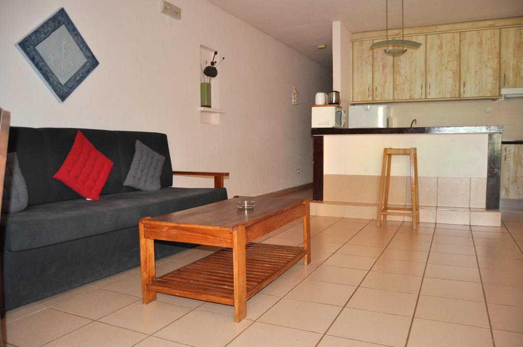 Casal Das Alfarrobeiras Apartment *