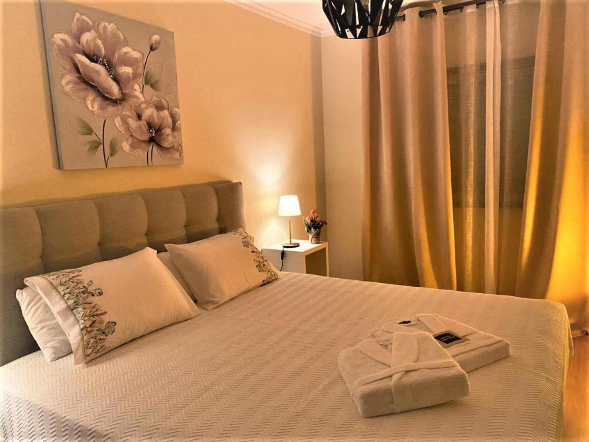Apartamento Cantinho D'os Reais *