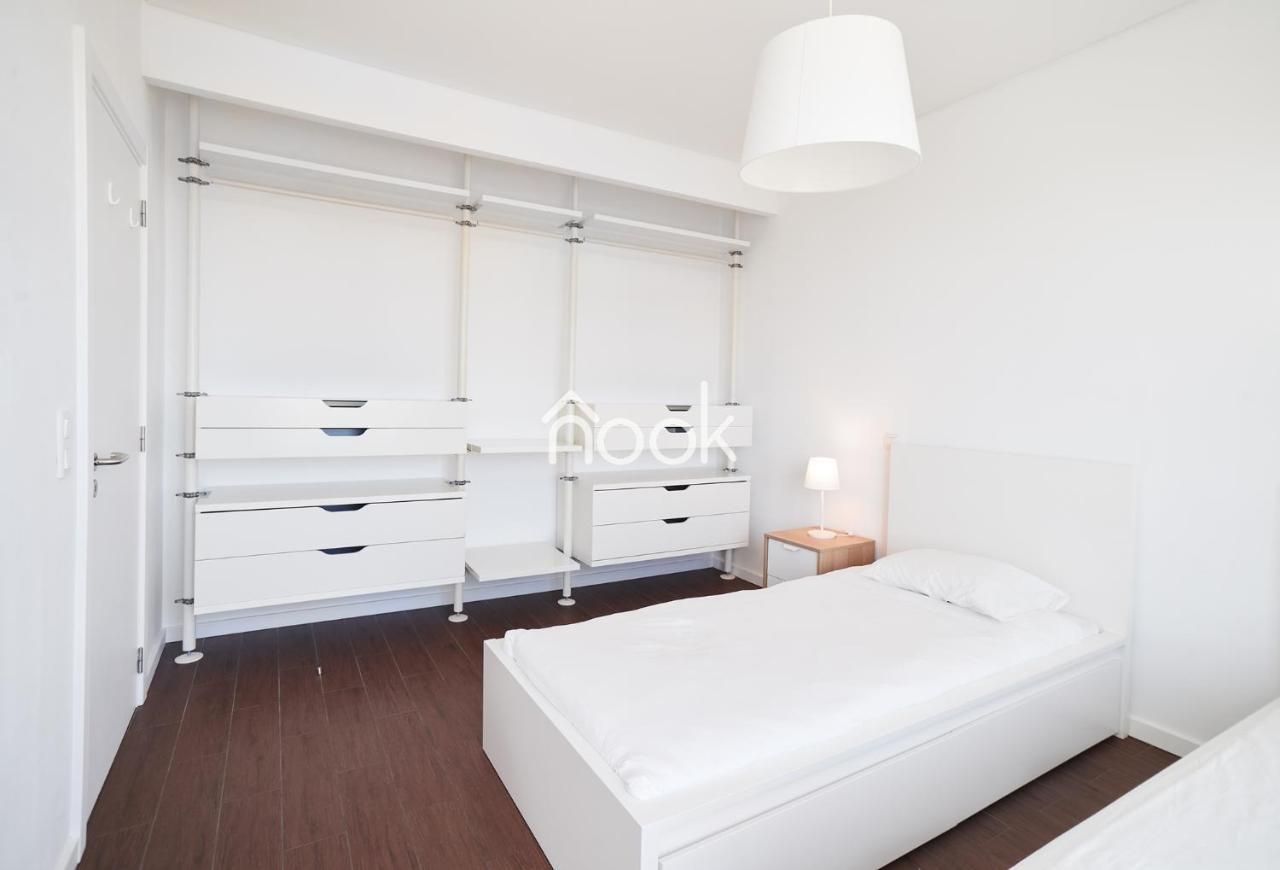 Alto Da Barra 186e - Parking & Sea View * Oeiras