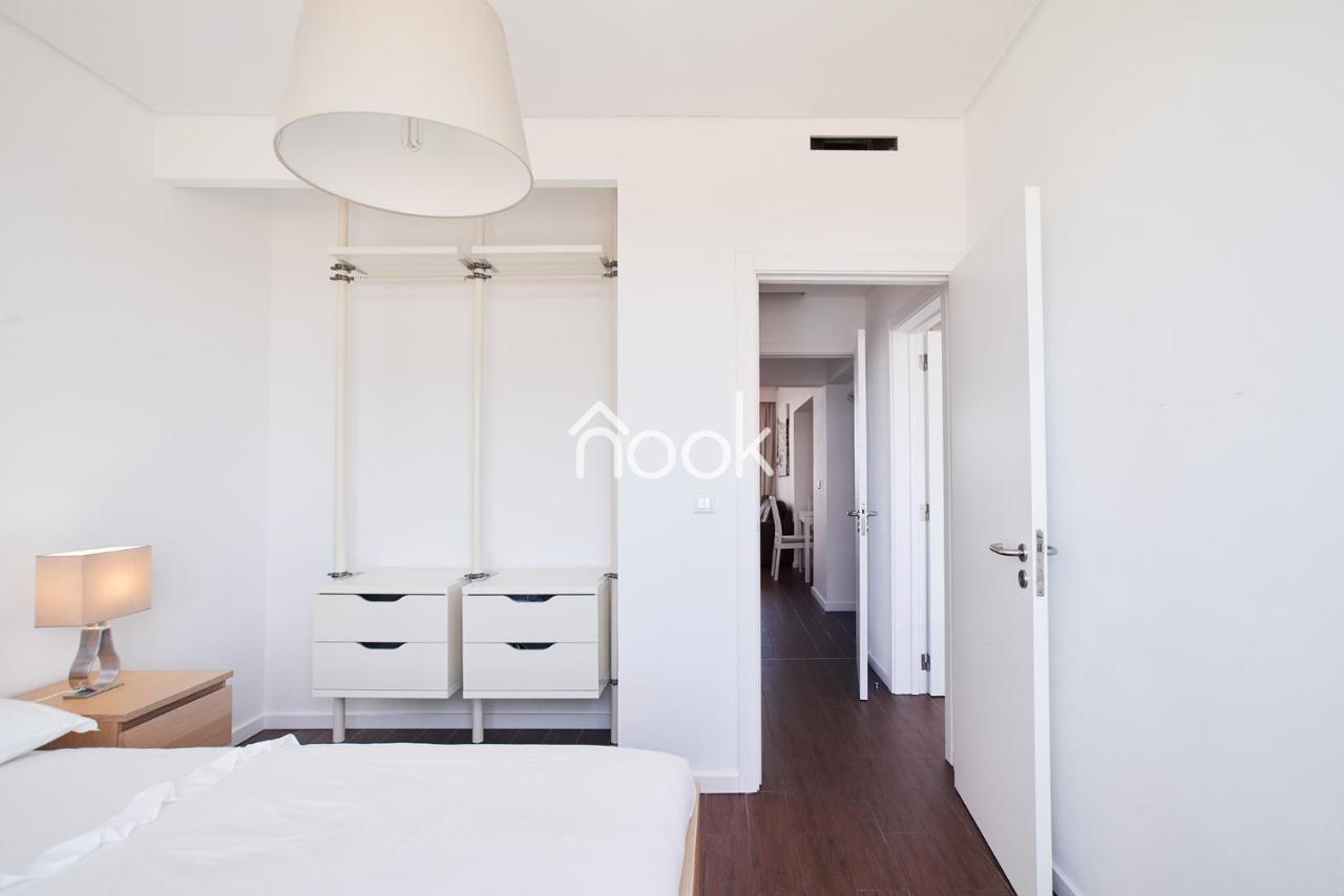 Apartment Alto Da Barra 186e - Parking & Sea View Oeiras