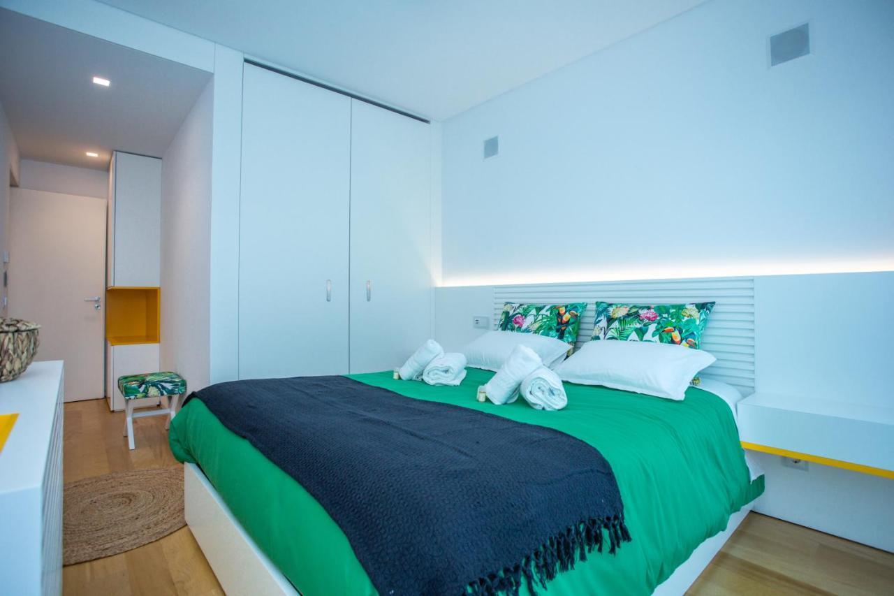 Ocean 52 By Rent4all Apartment