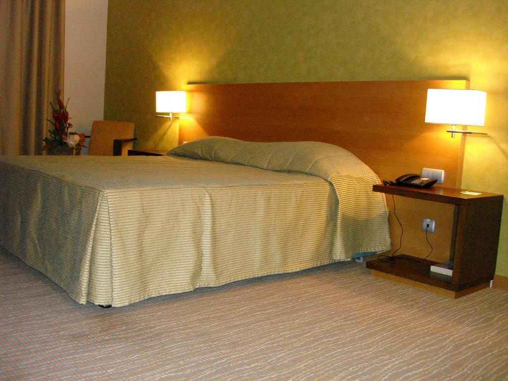 Lusitania Congress & Hotel 4*