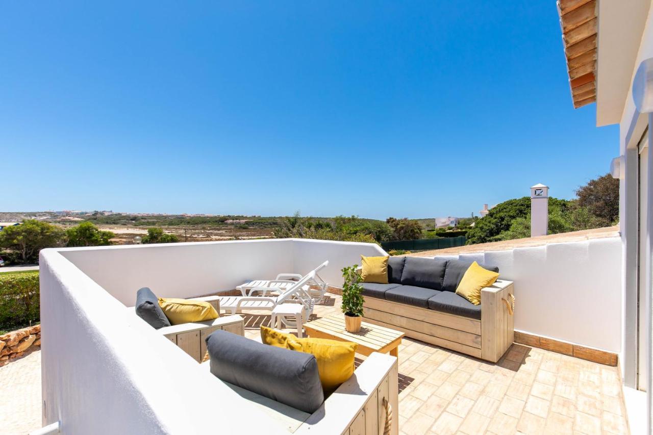 - Oceanfront Martinhal *