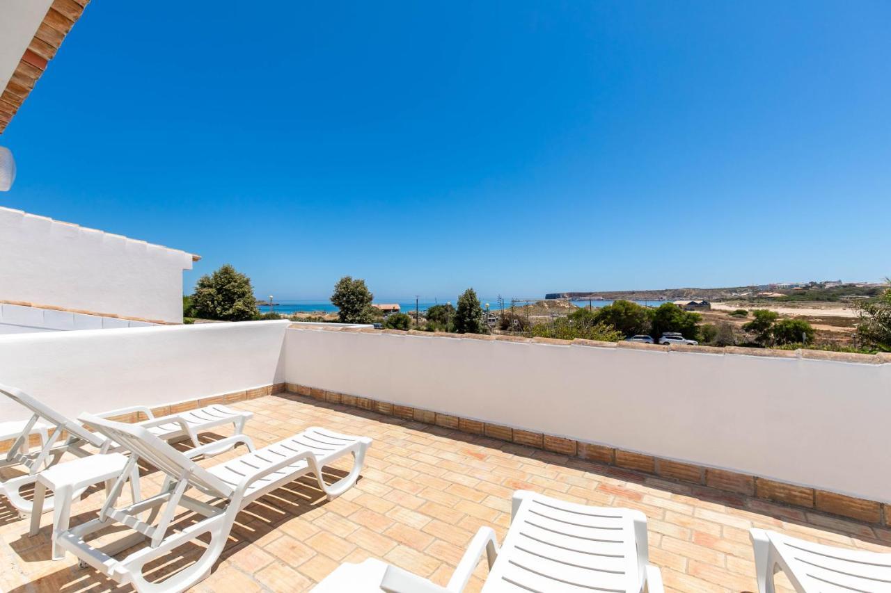 - Oceanfront Martinhal
