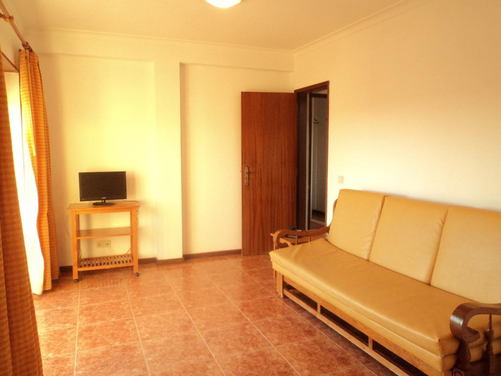 Al Tarik Praia Aparthotel