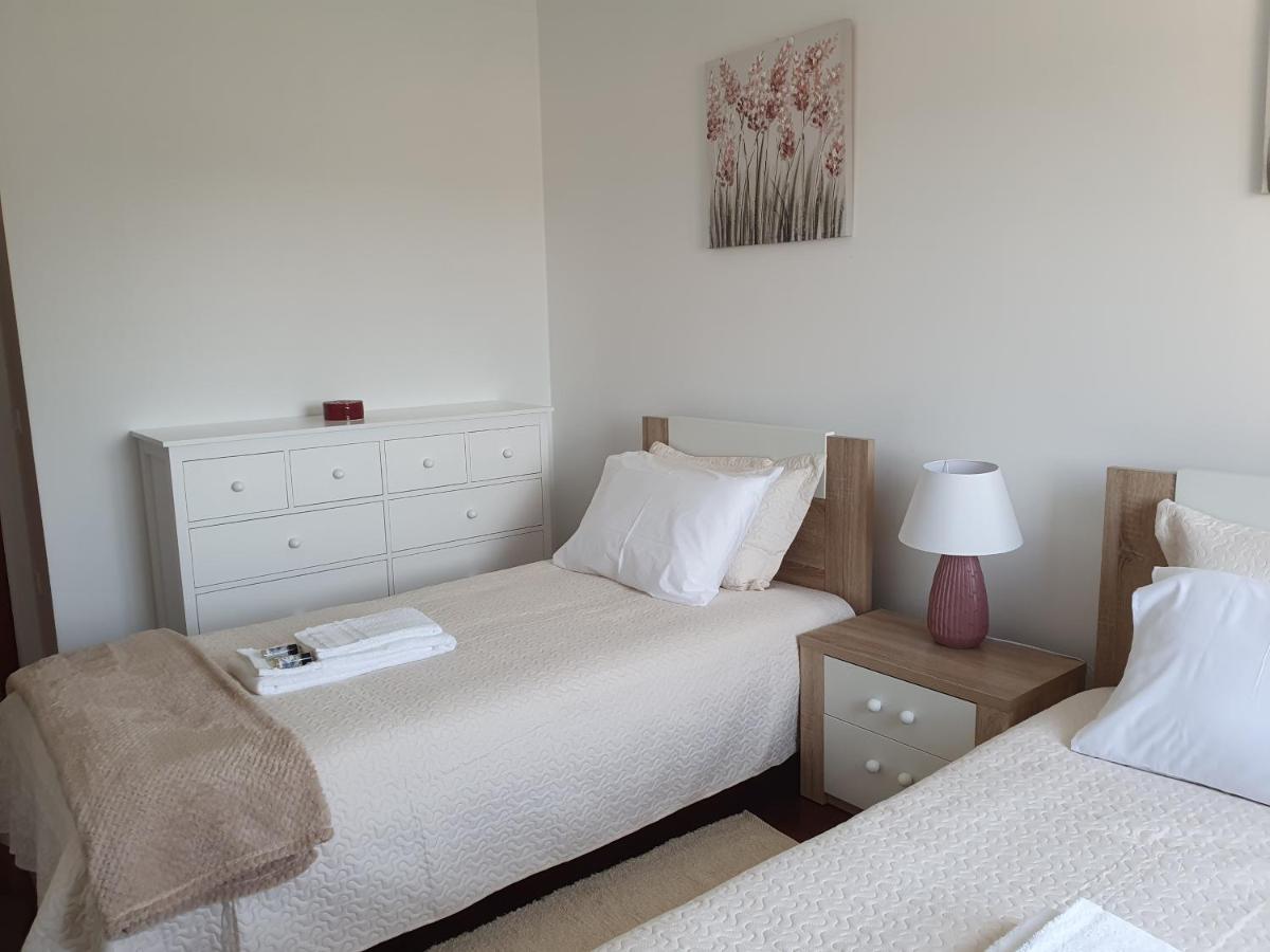 Apartamento Lousa's Brown & White