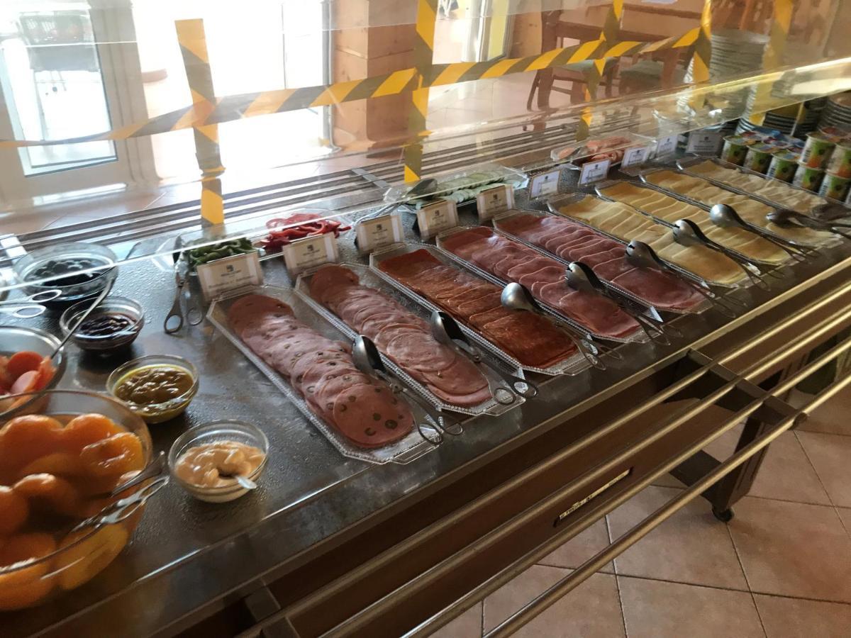 Club House Cvl Hotel 4*