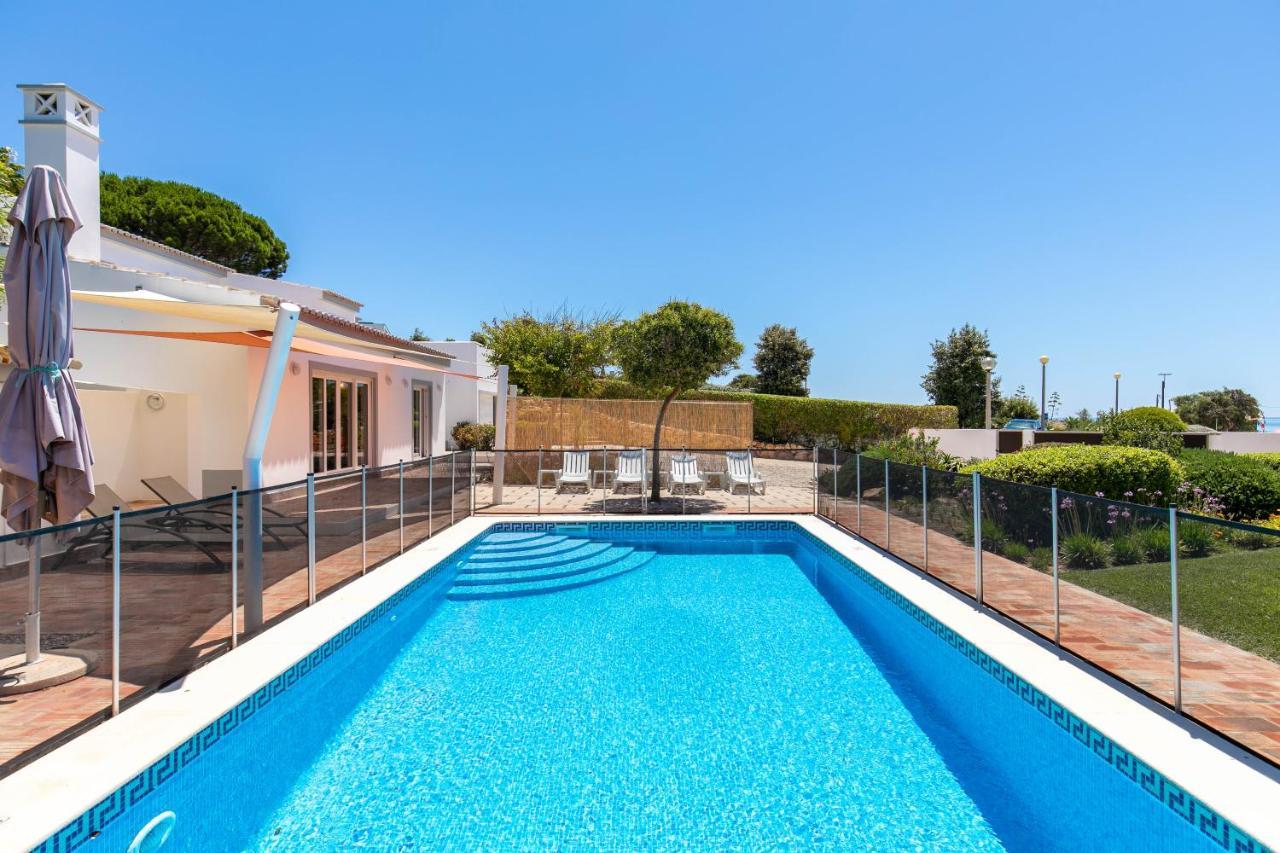- Oceanfront Martinhal Villa *