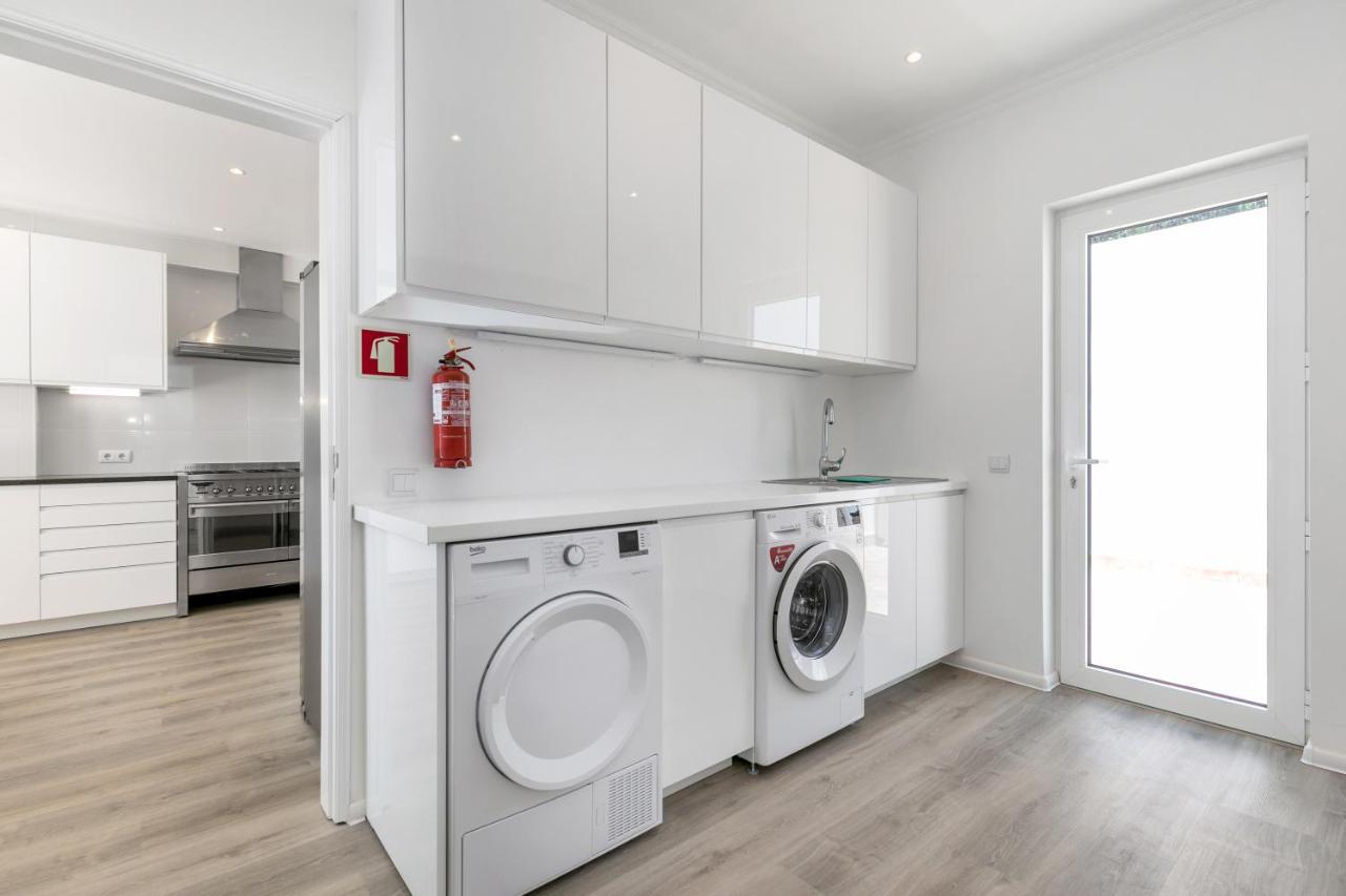 - Oceanfront Martinhal