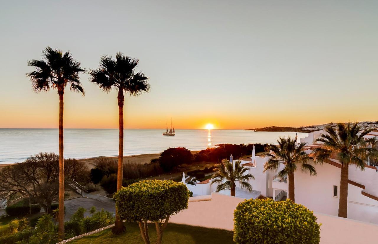 Monica Isabel Club Hotel 3*