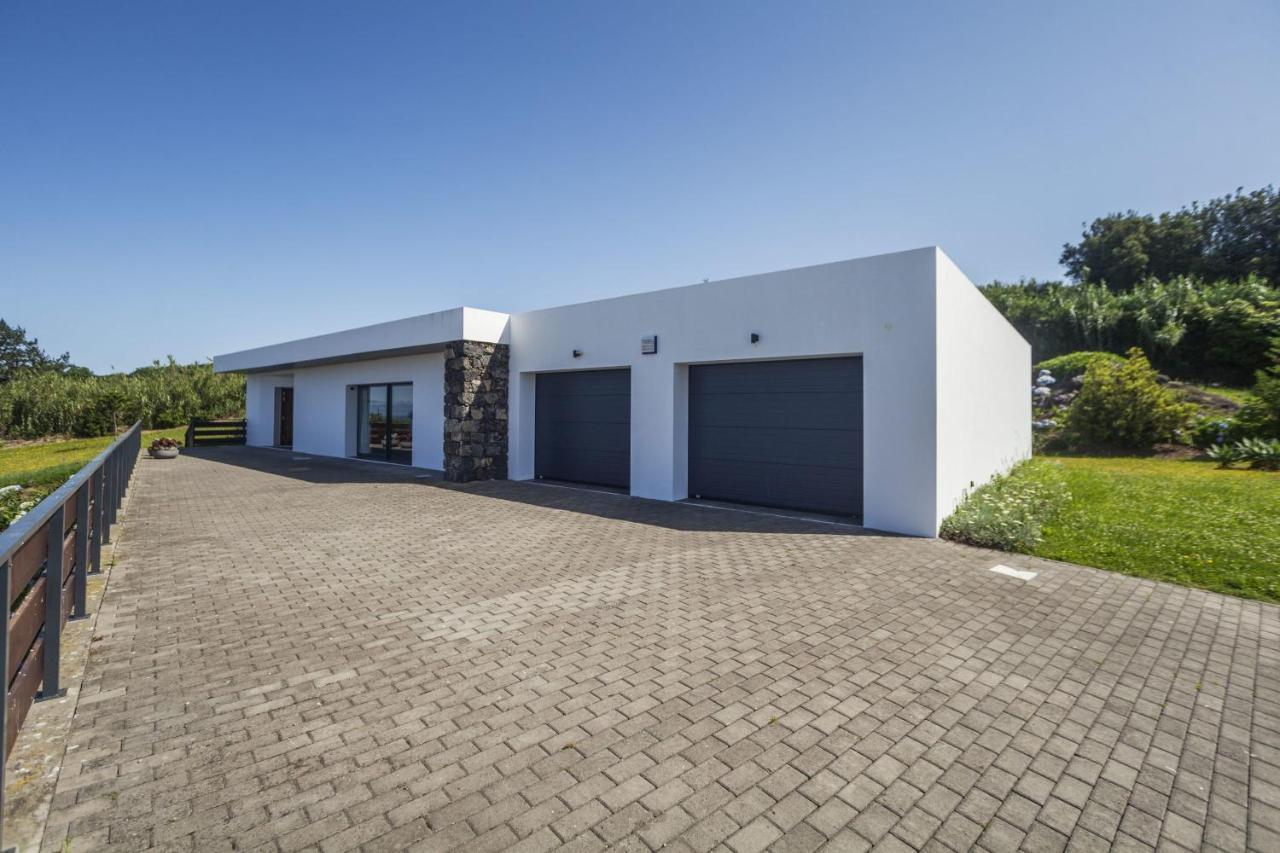 Quinta Da Morgadia - Azorean Butler
