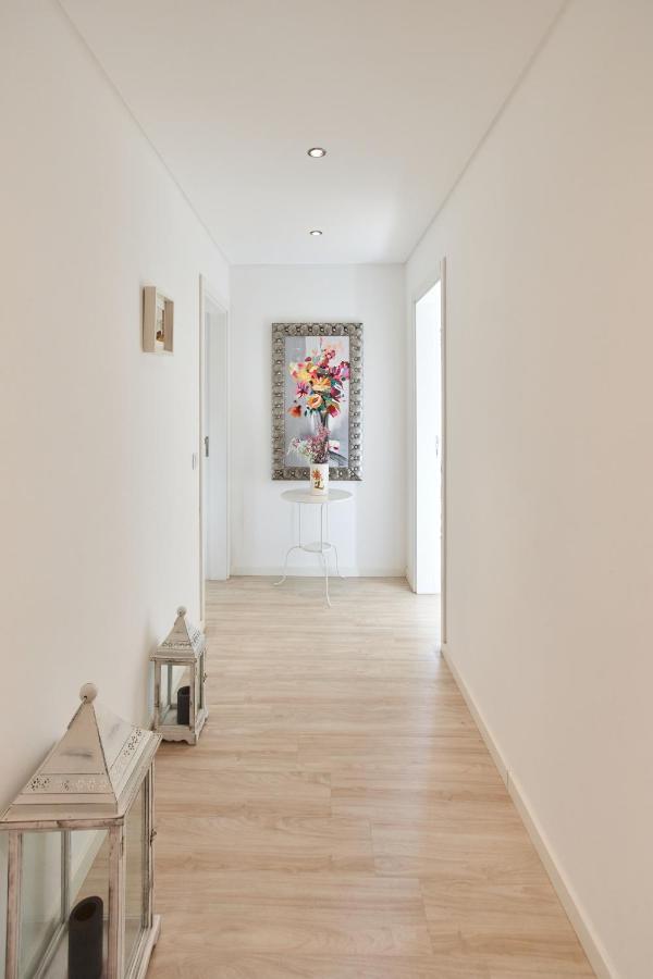 Appartement Os Reais - In Front Of The In Centeanes