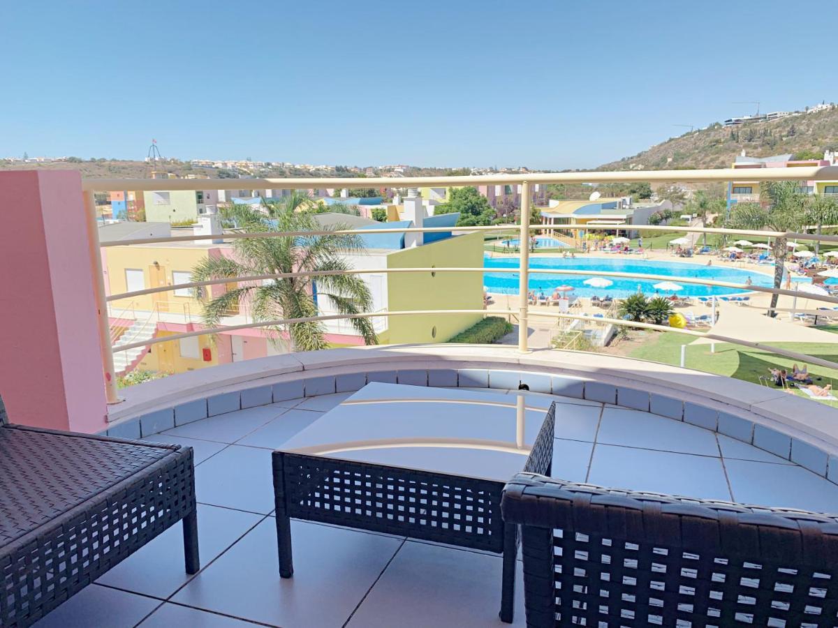 Apartment Penthouse 160sqm Wide Terraces Pool View & Private Hot Tub & Parking *