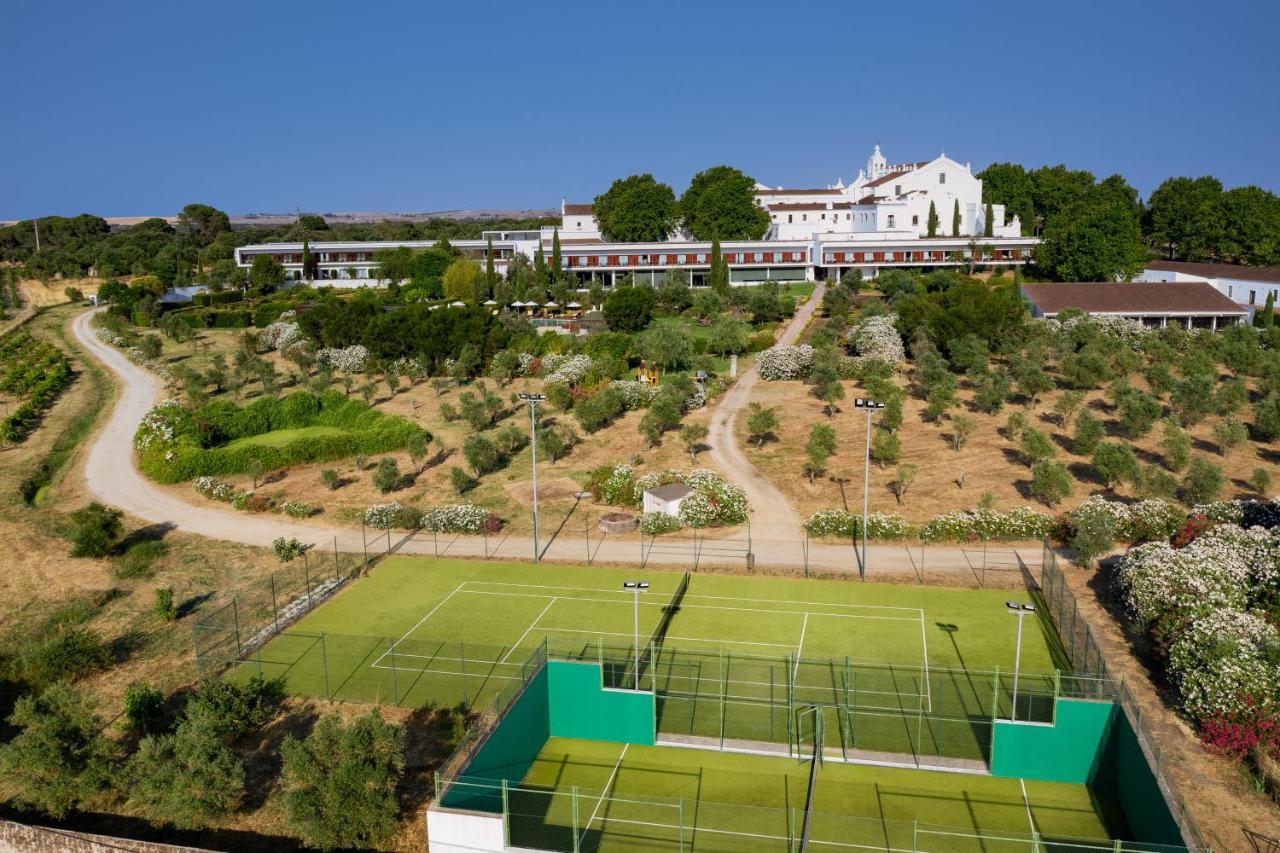 Convento Do Espinheiro, Historic & Evora