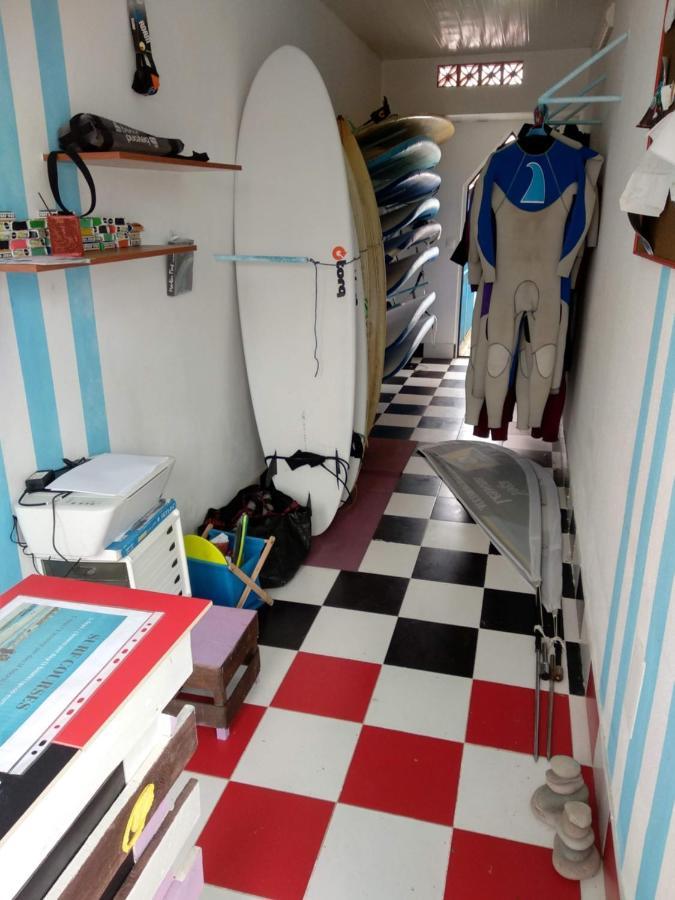 West Coast Surf Hostal Areia Branca