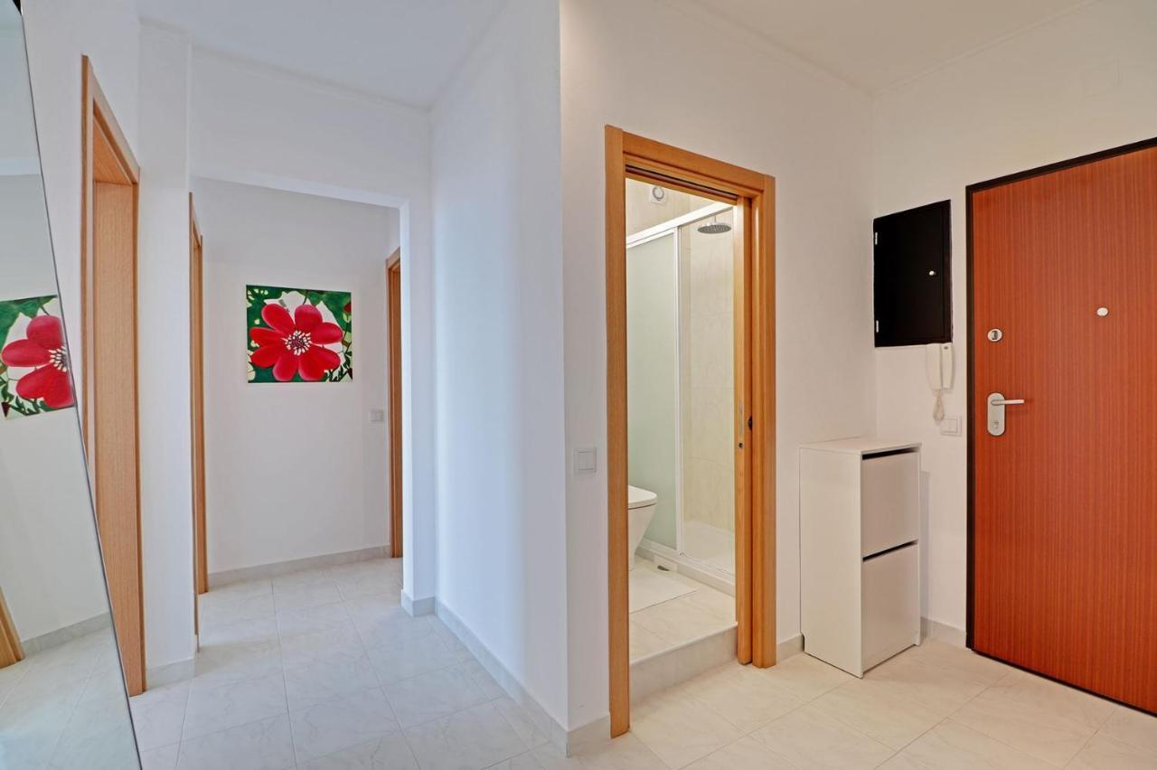 Apartment & Ocean View By Homing
