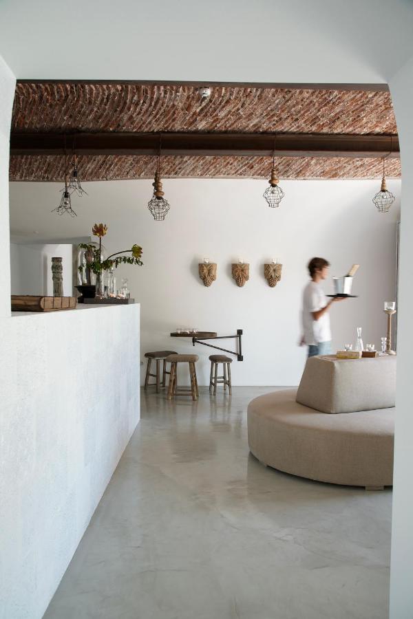 Colegio Charm House