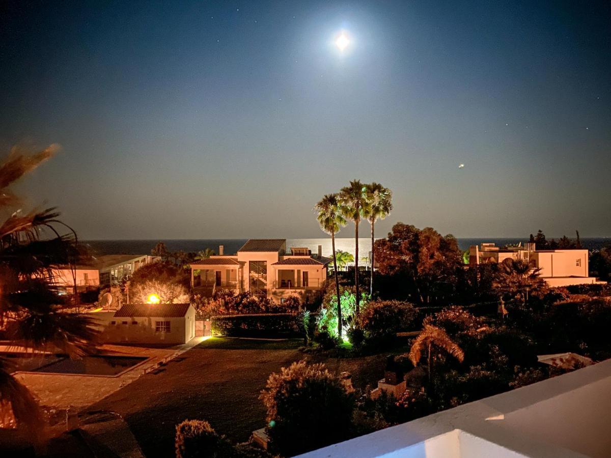 Villa With Ocean View And Rooftop Cinema Guia (Faro)