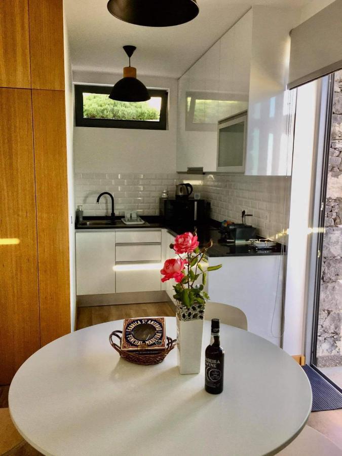 Vakantiehuis Refugio De Pedra Fajã da Ovelha