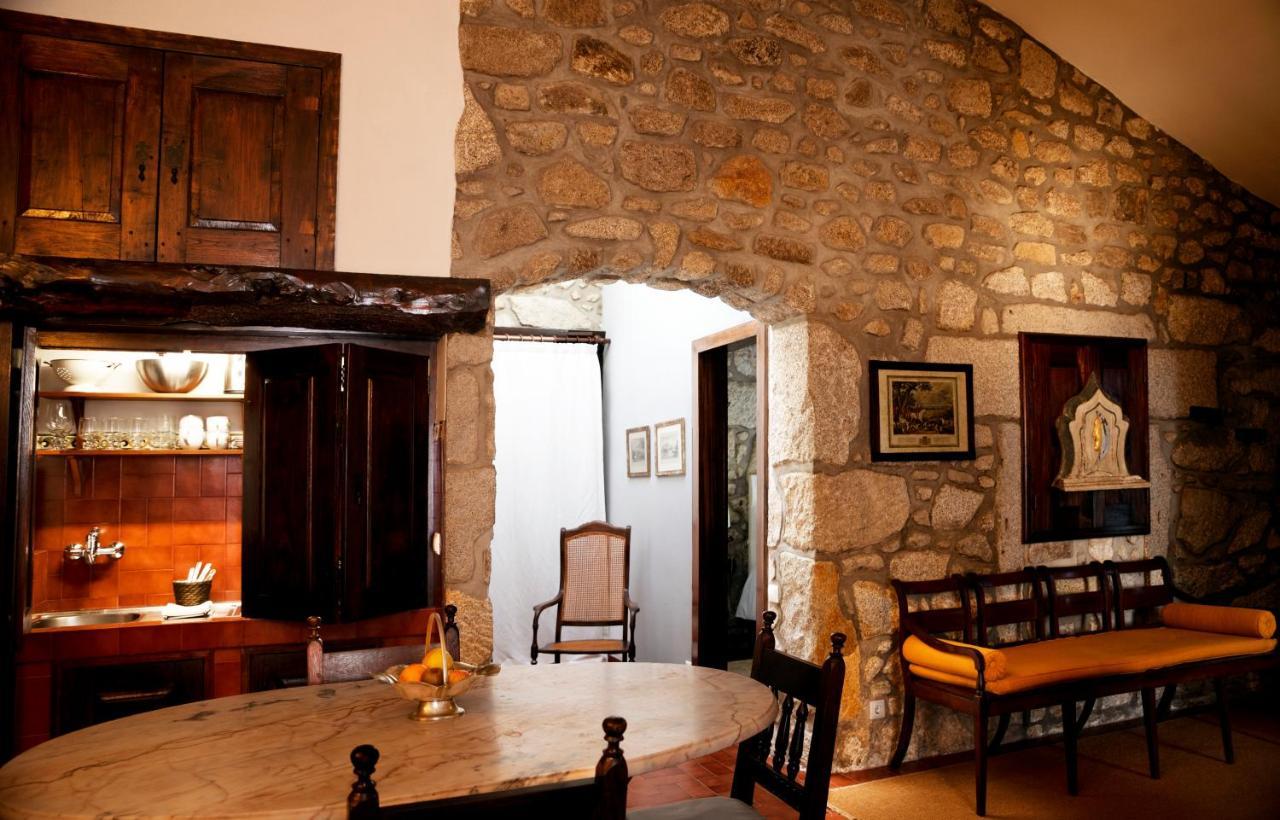 Casa Do Ameal Bed & Breakfast