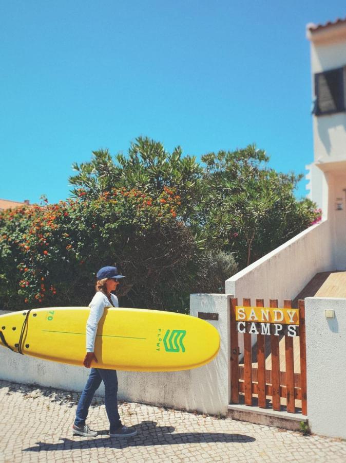 Sandycamps Surf House *