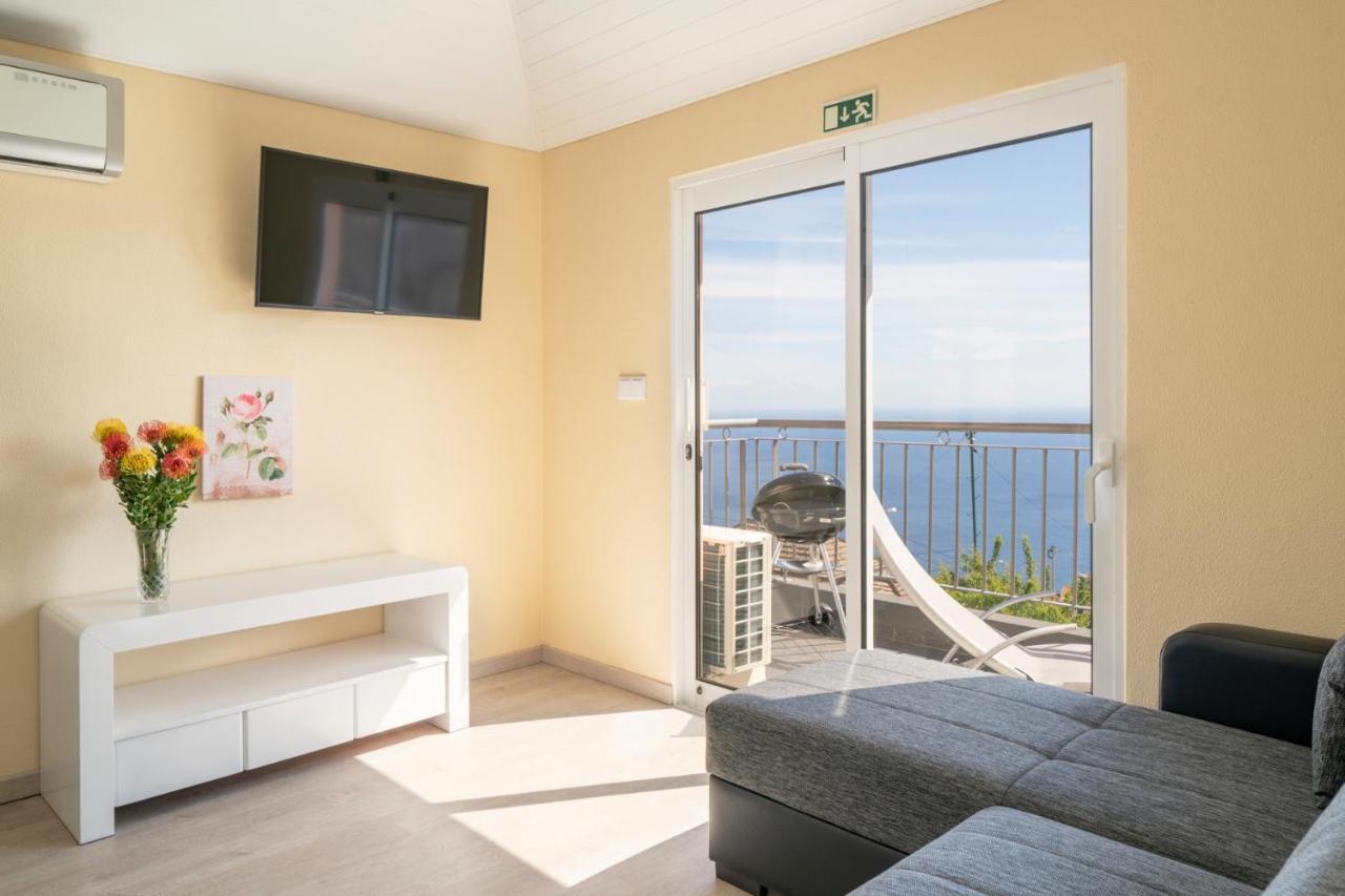 Ourmadeira - Seaview Apartment, Countryside Calheta (Madeira)