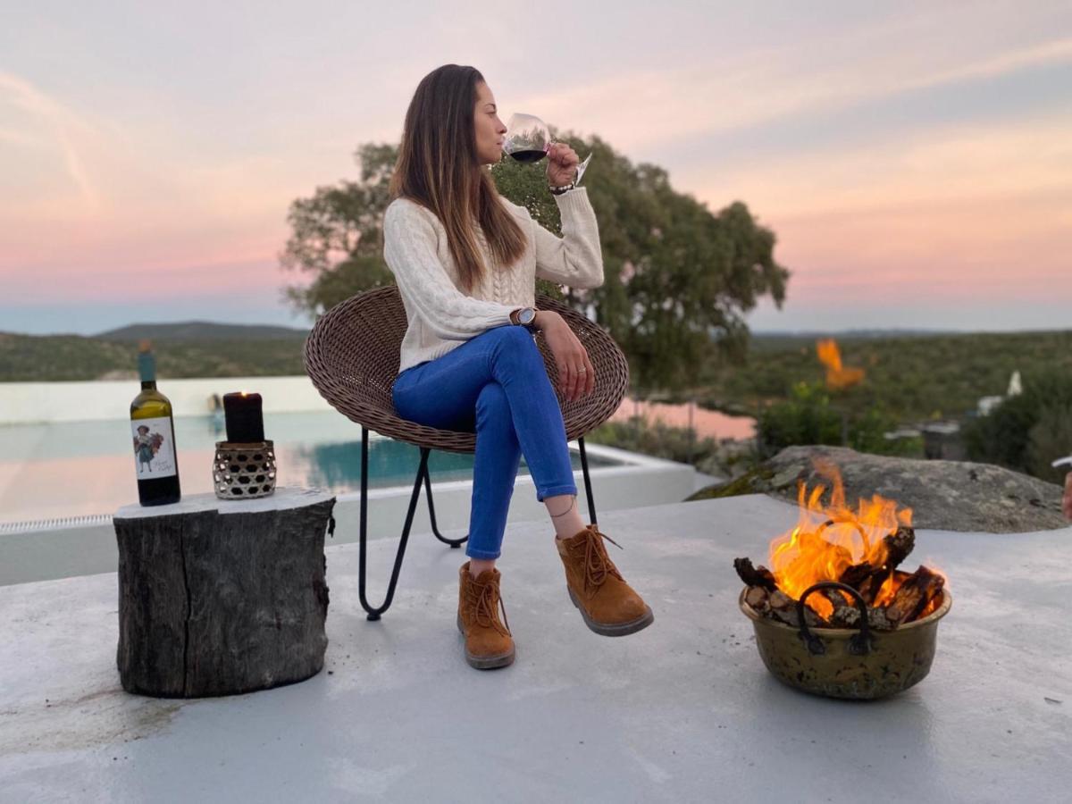 Monte Velho Equo-resort Country house