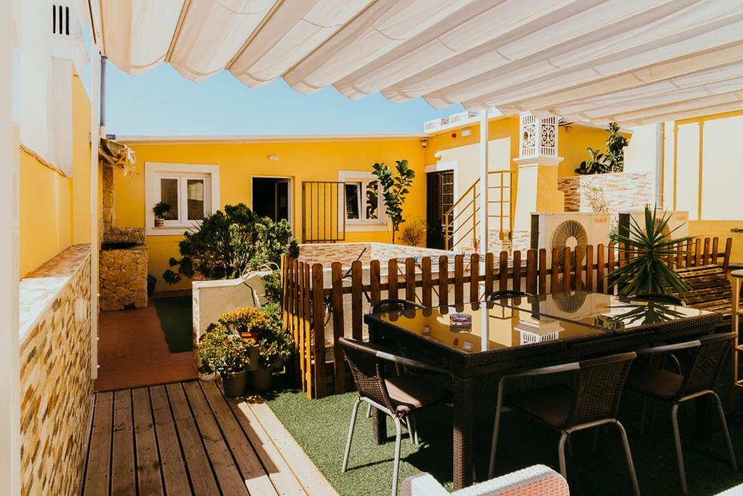 Happy House Casa de hóspedes