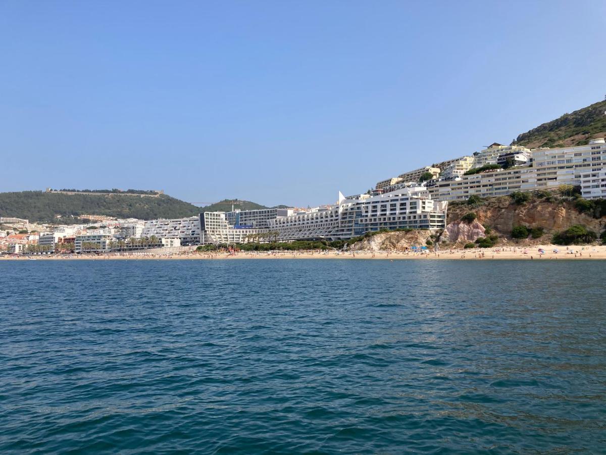 Apartment By The Sea *