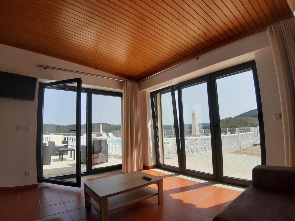 Azul Country house