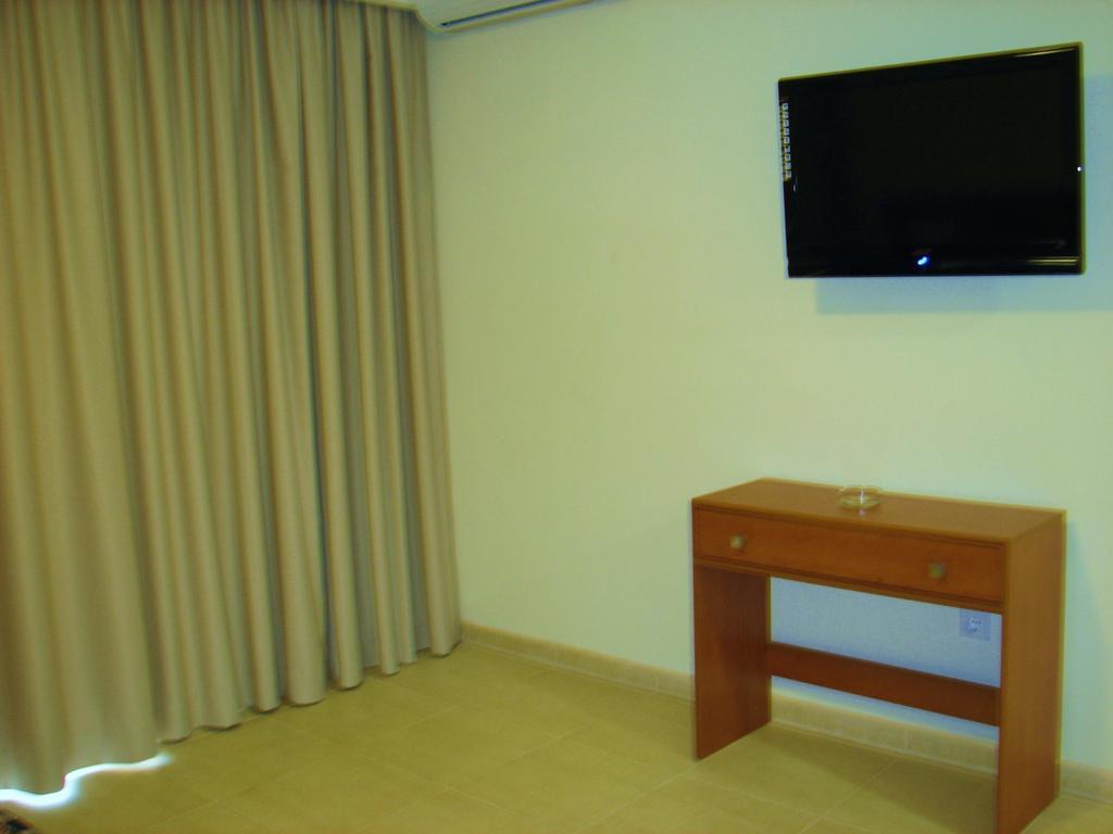Apolo Hotel 3*